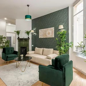 https://cosy-3-bedrooms-apartment-2-bathrooms-marais.fr-paris.fr